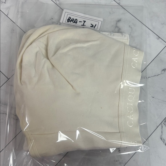 NWOT Cacique Lane Bryant Womens Full Coverage Bra Ivory Unlined NO WIRE 40DDD - Picture 10 of 10